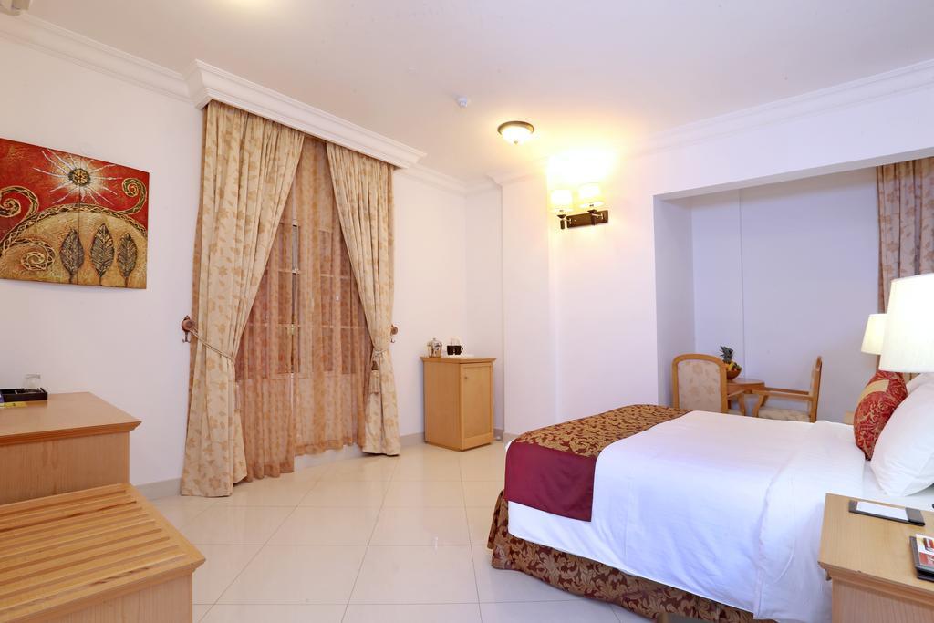 Al Maha Int Hotel Oman Maskat Zewnętrze zdjęcie